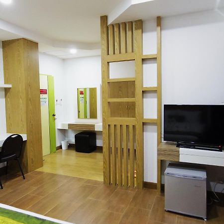 The Sr Residence Lampang Buitenkant foto